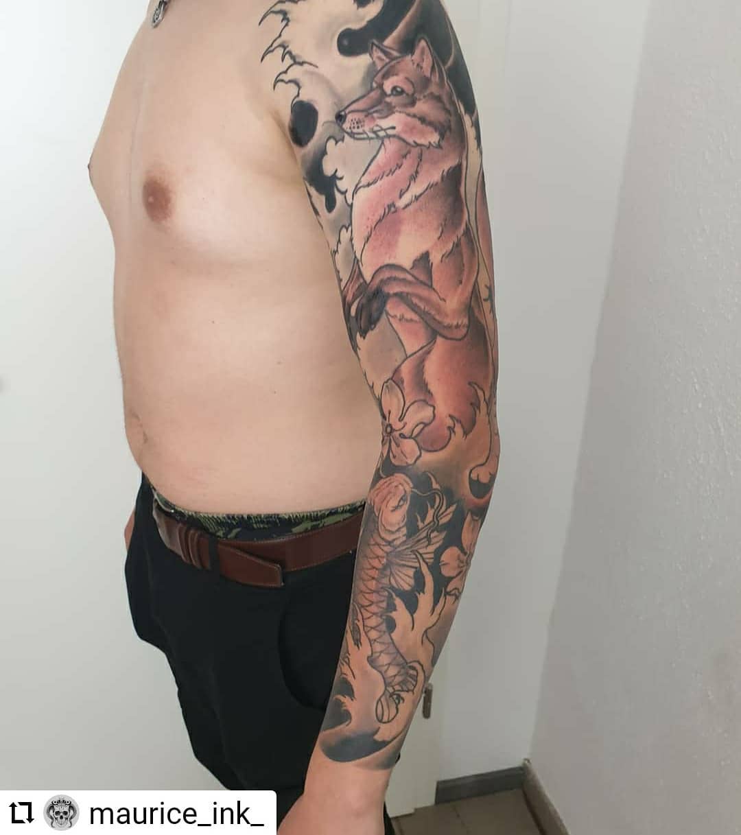 Neu von @maurice_ink_
...
Done with this koi and fox sleeve. A hanya mask will b