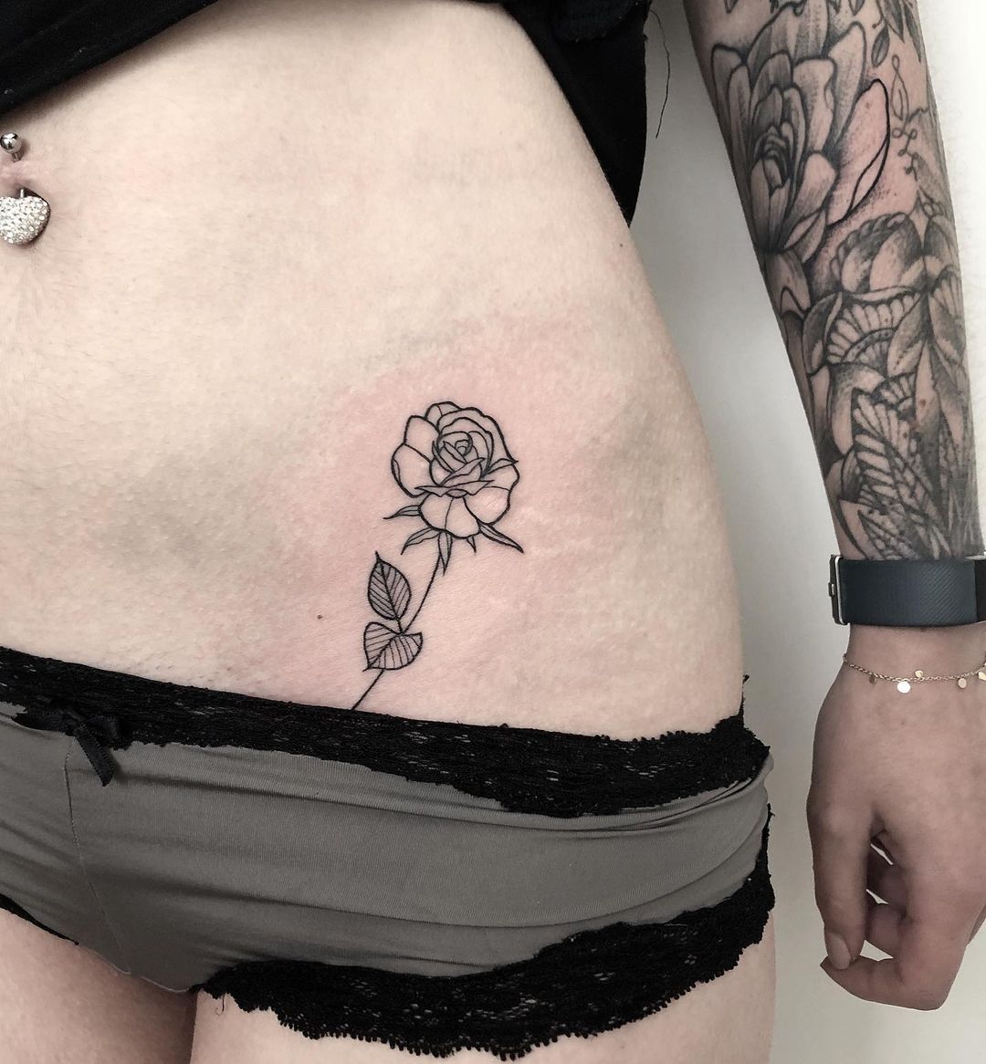 Etwas ganz, ganz kleines - Danke liebe Sandra  #rosestattoo #roses #blackworkers