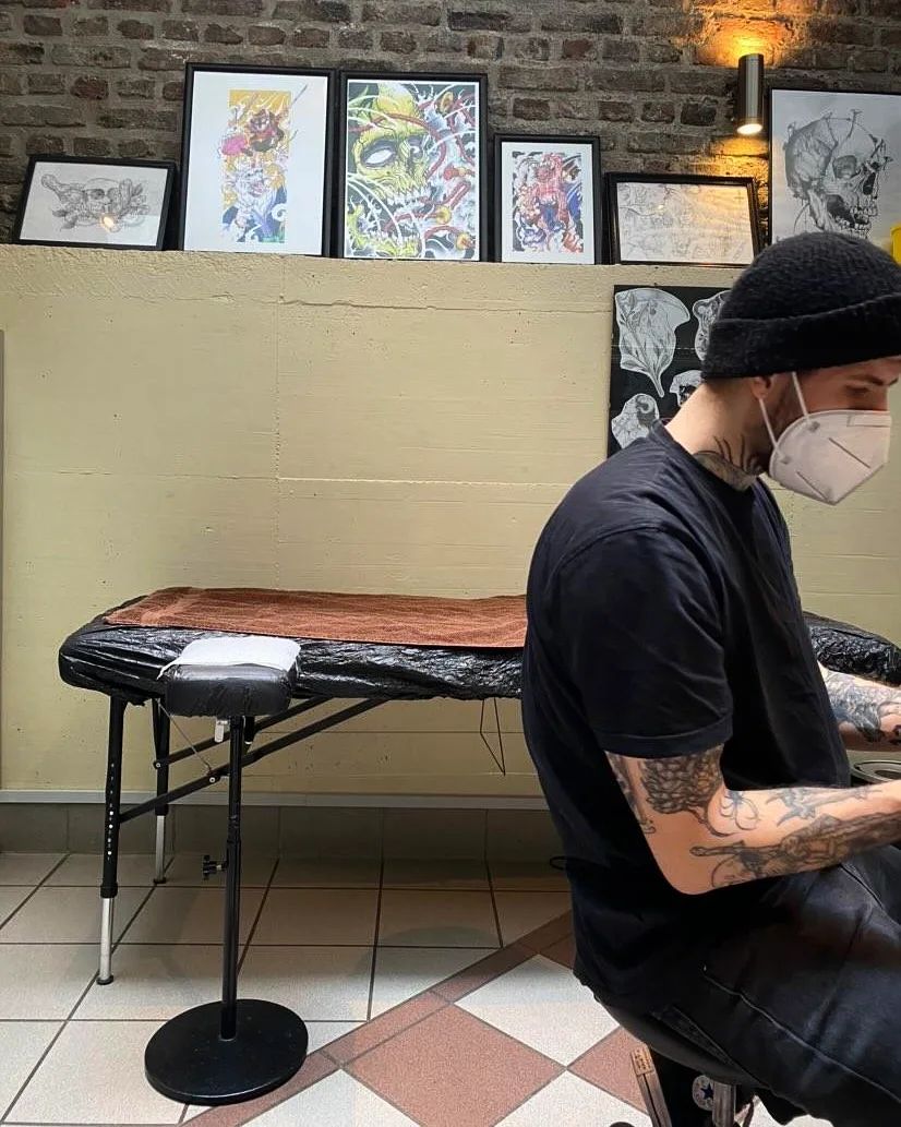 Getting ready to get shit done
.
@samjames.de
.

#tattoo #tattoos #inked #ink #t