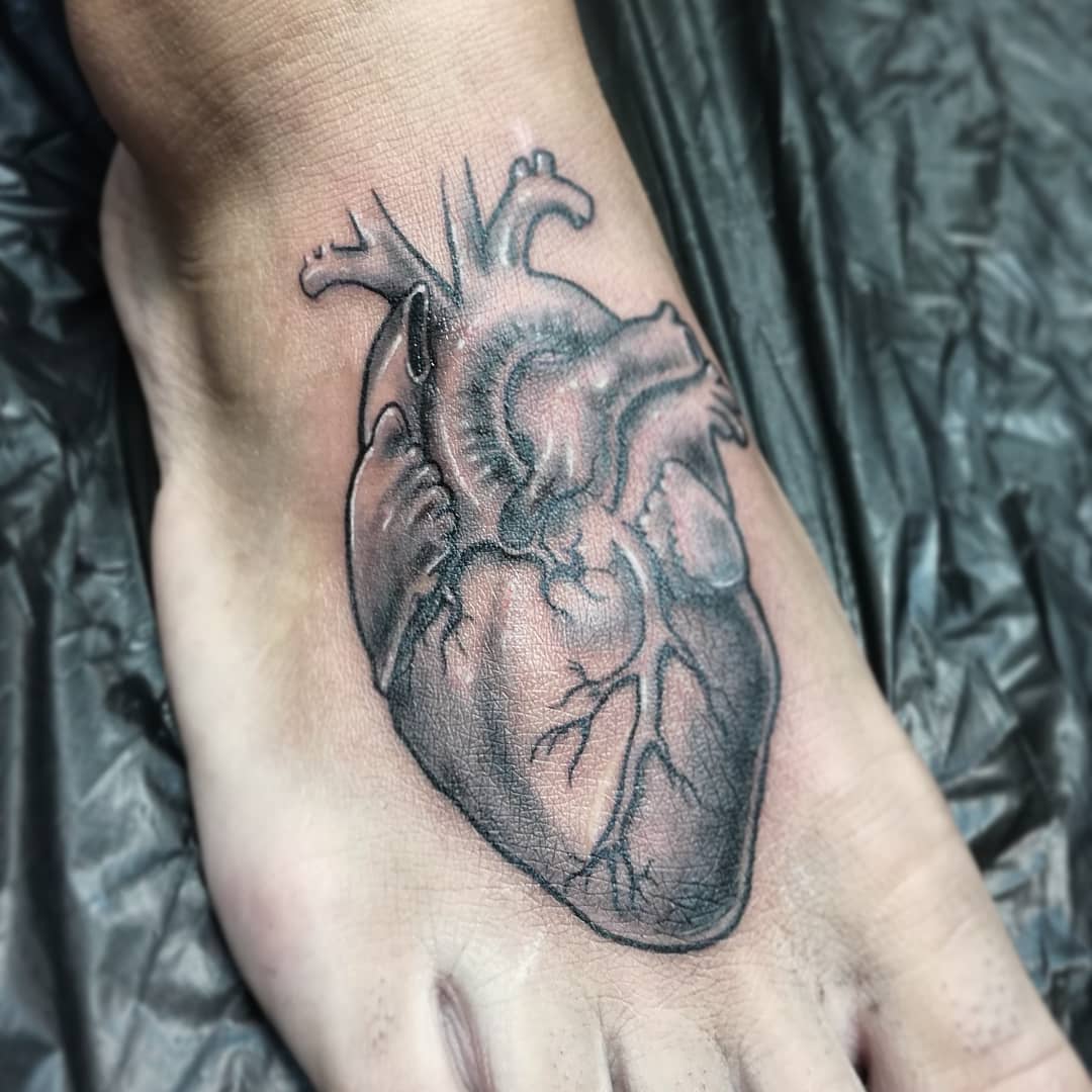 Herzchen von @maurice_ink
-
#hearttattoo #anatomy #darkartists #tattoos #tattoo