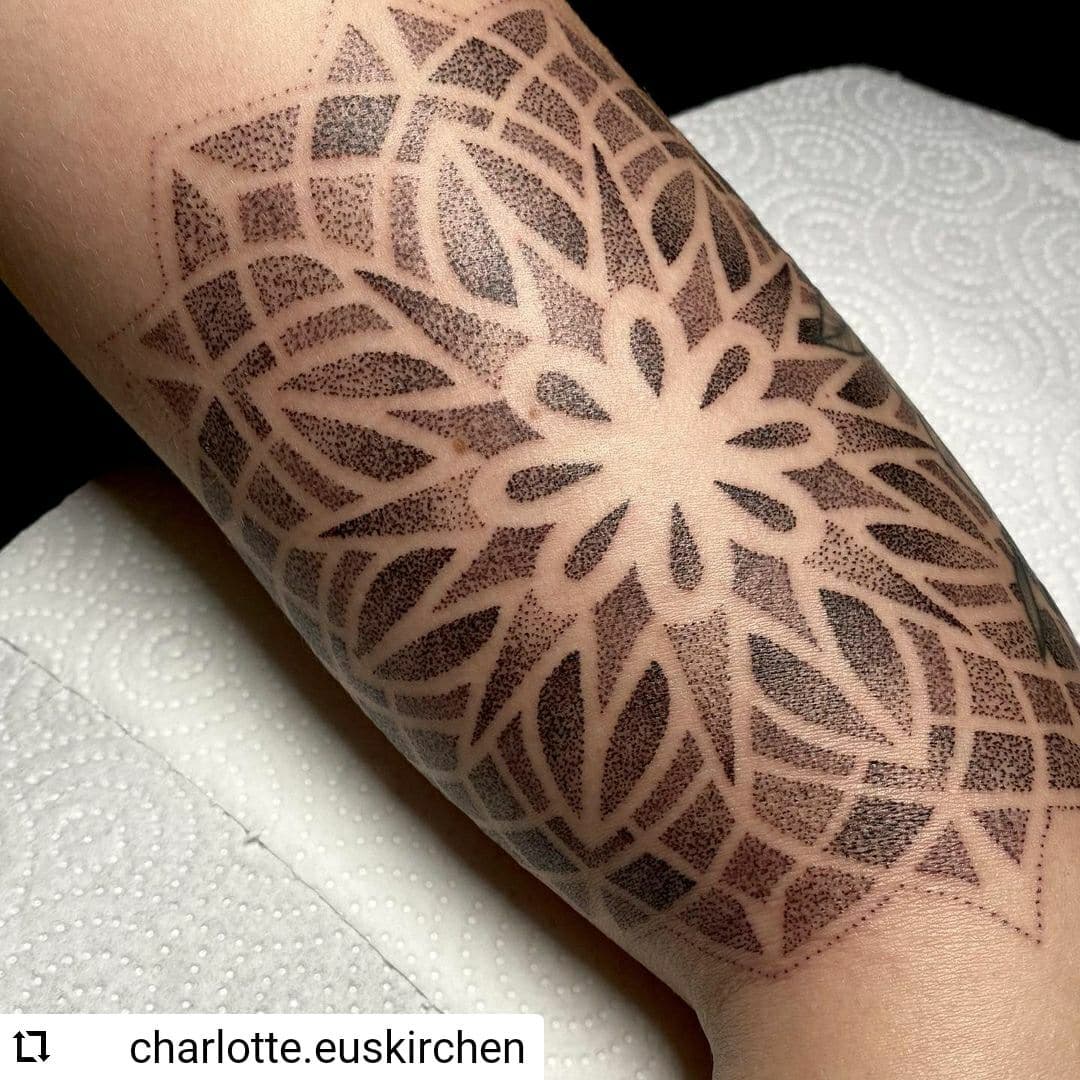 Neu von @charlotte.euskirchen
...
Closeup von heut - danke Celina 
.
.
.

#tatto
