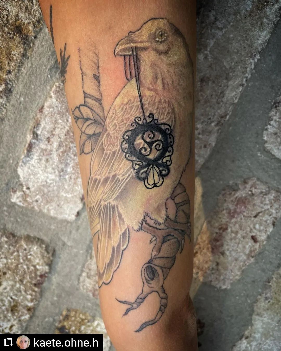 Neu von @kaete.ohne.h
...
Rabe  #ink #inked #tattooartist #art #tattooed #tattoo