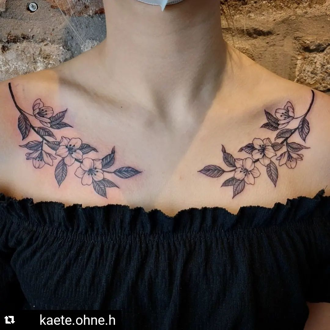 Neu von @kaete.ohne.h
•••••••
Blumen  #ink #inked #tattooartist #art #tattooed #
