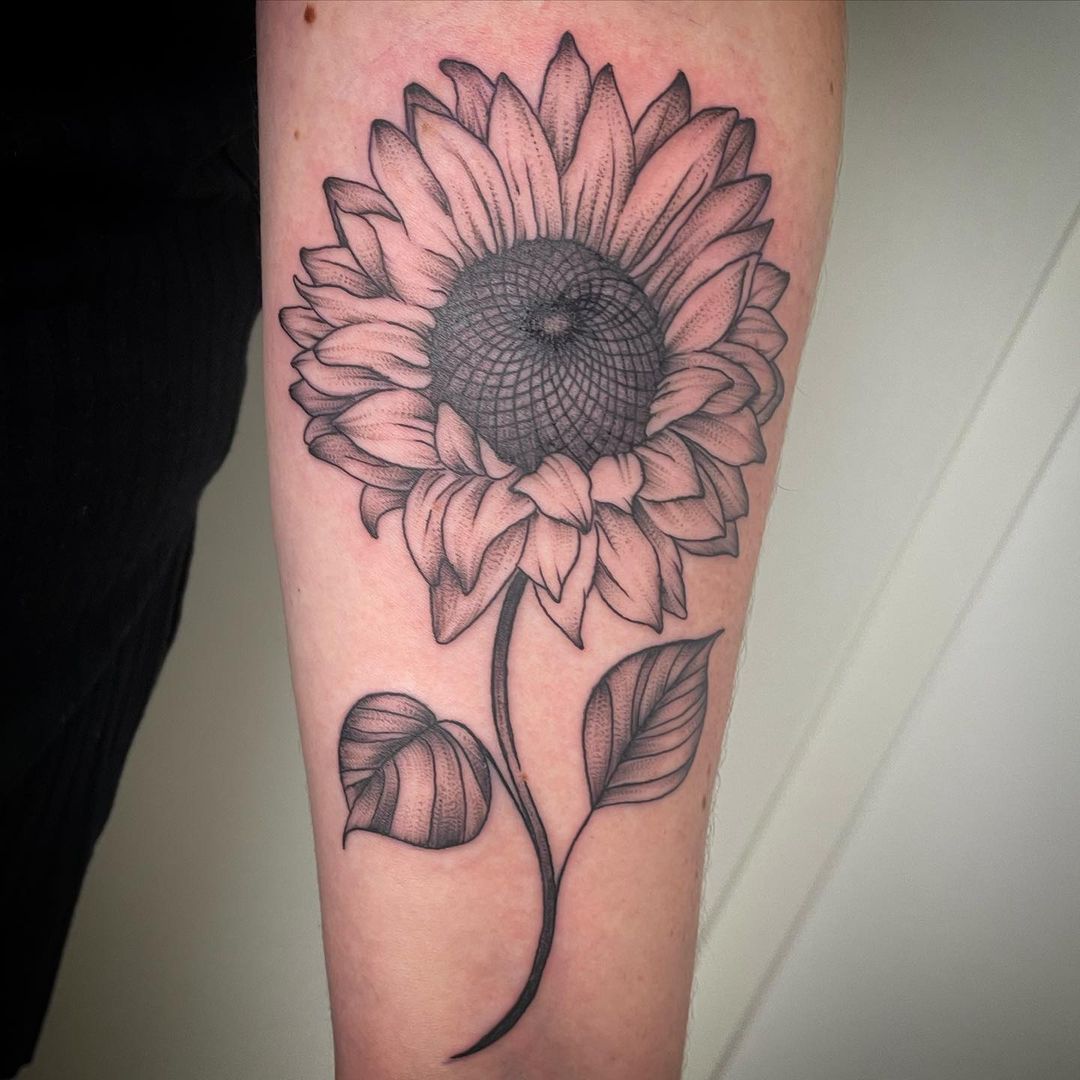 Sonnenblume  #ink #inked #tattooartist #art #tattooed #sunflowers #flowers #natu