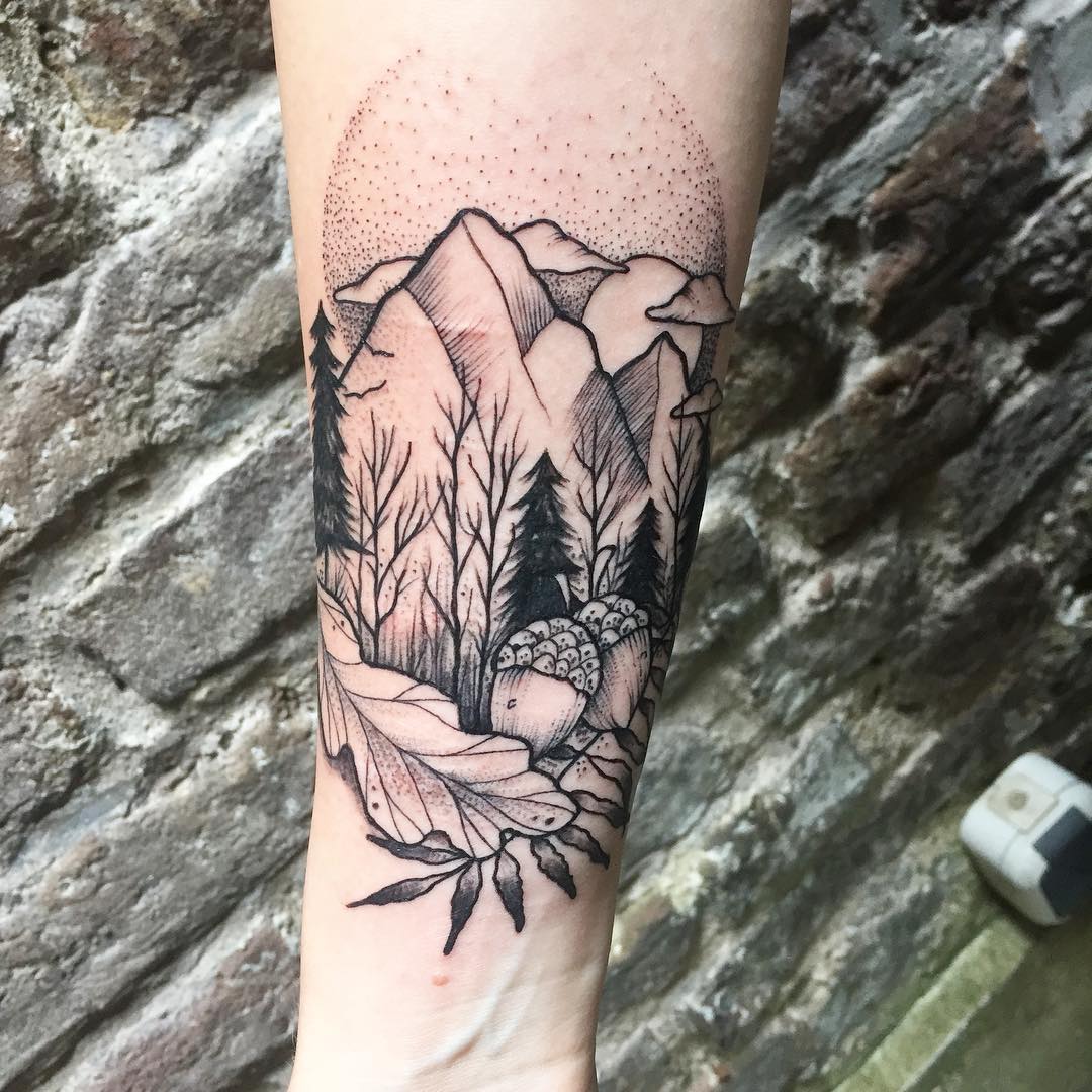 Danke! #landscape #tree #treetattoo #leaftattoo #girlswithtattoos #inkedgirls #l