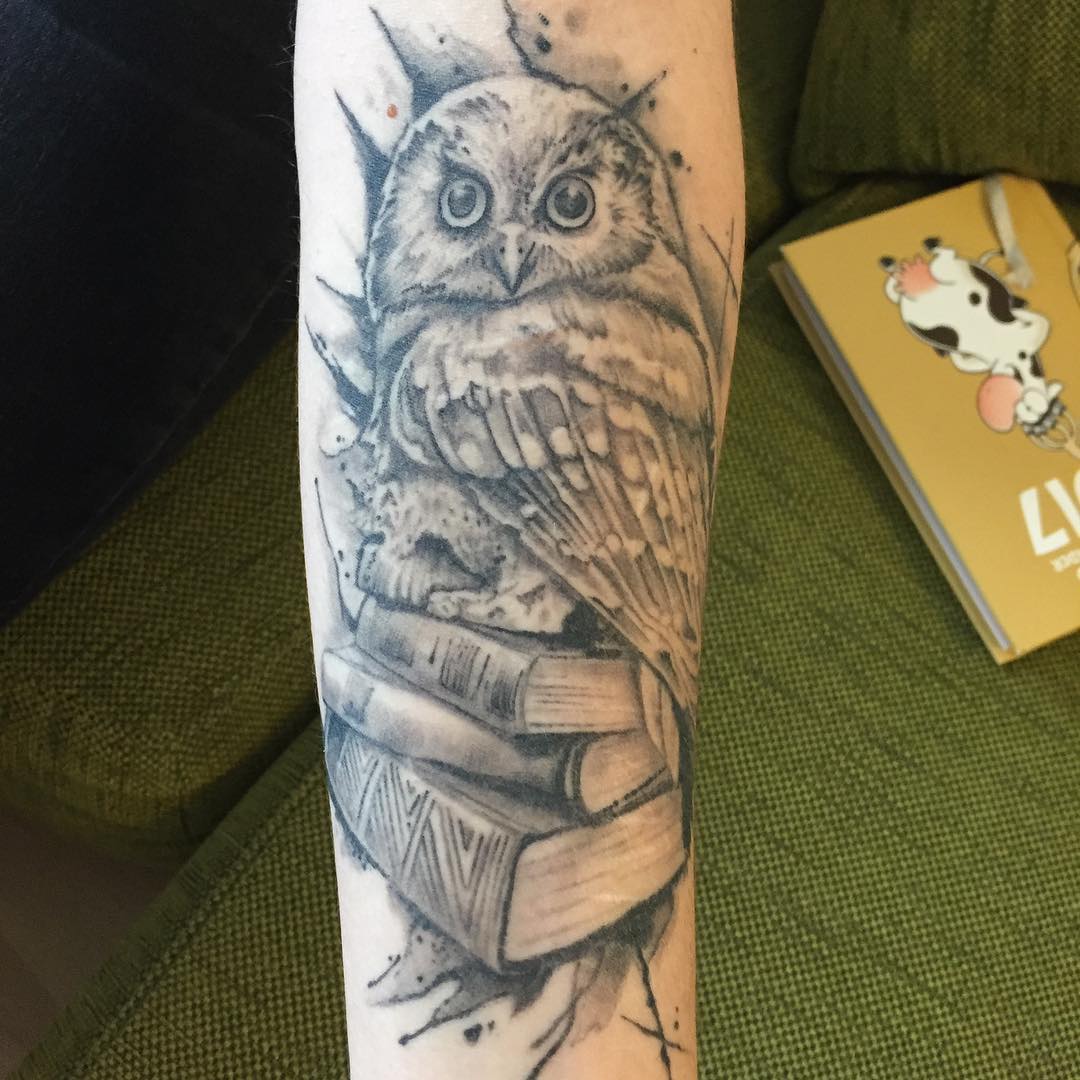 Healed!  #owl #cuteowl #owltattoo #healedtattoo #blackandgray #freywerk #freywer