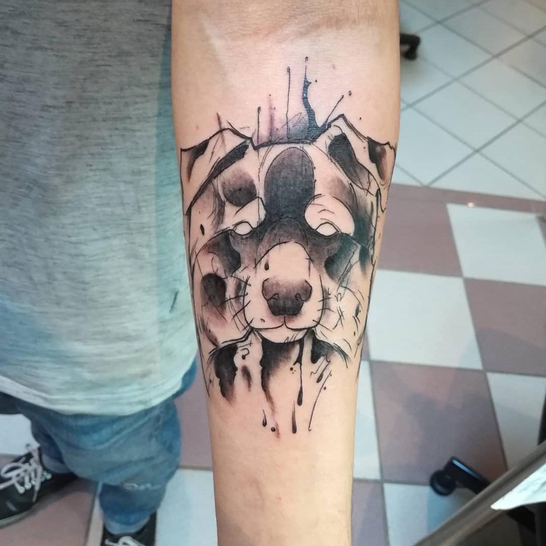 #Repost @maurice_ink_ with @get_repost
・・・
Doggoooo #inked #sploosh #splatter #i