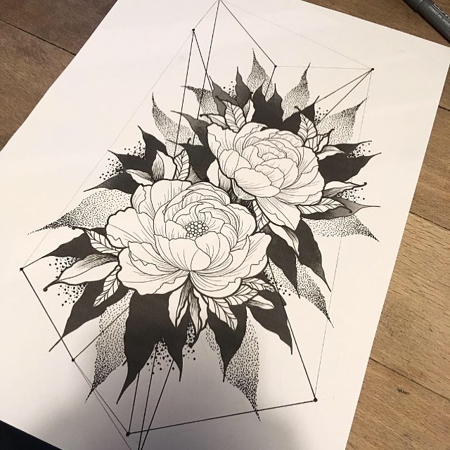 Wannado von @charlotte.euskirchen ! #tattoo #peonies #peonytattoo #blacktattoo #