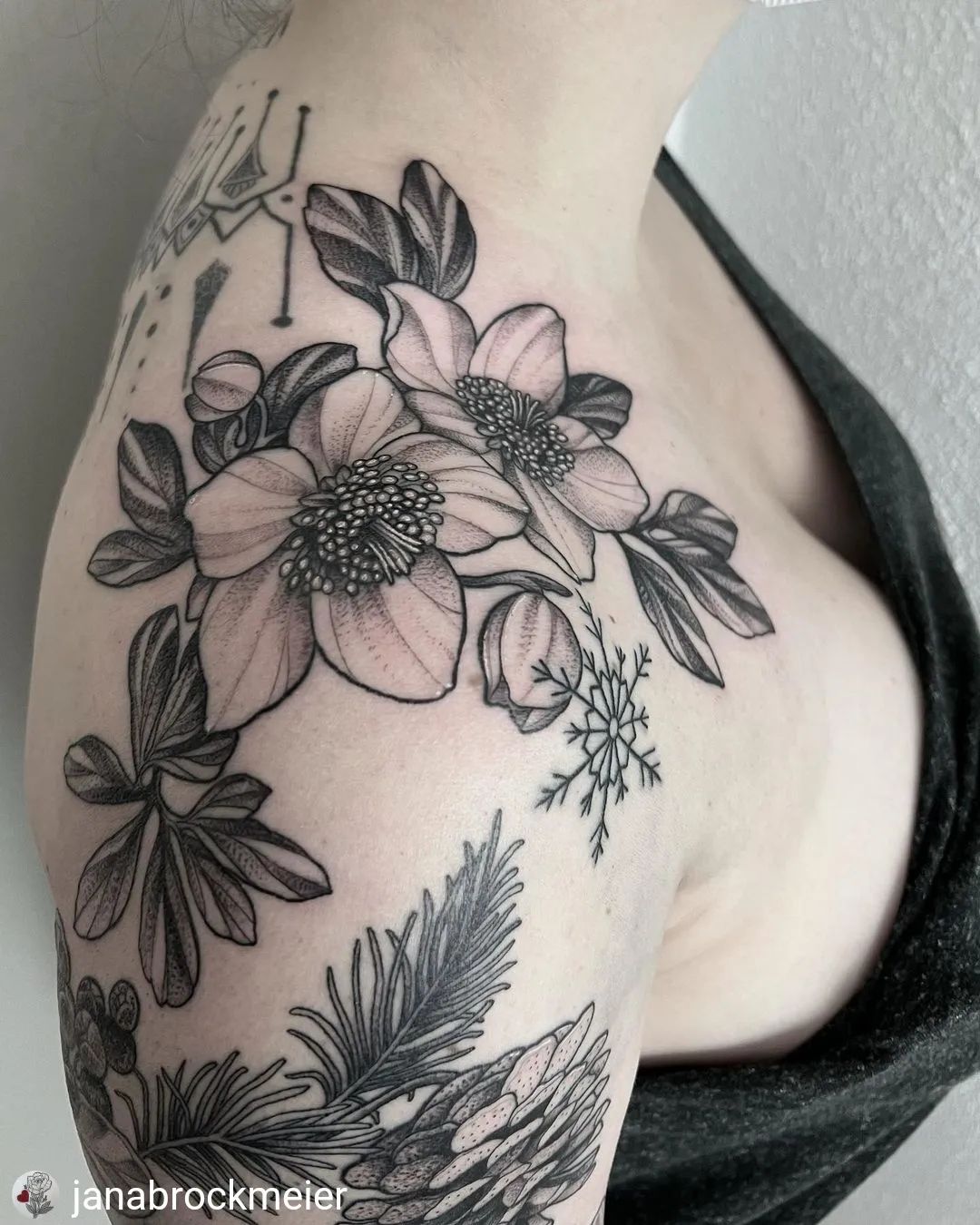 Neu von @janabrockmeier
• • • • • •
Danke Katha 

#tattoo #blackwork #ladytattoo