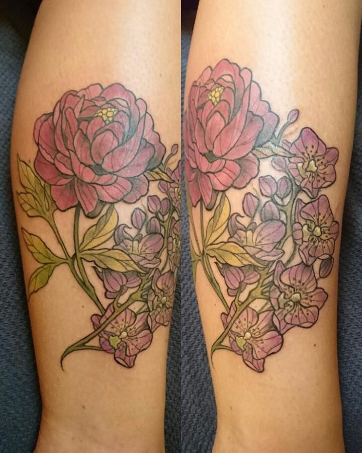 Cover up von gestern! #coveruptattoos #flowertattoo #peony #peonytattoo #orchid