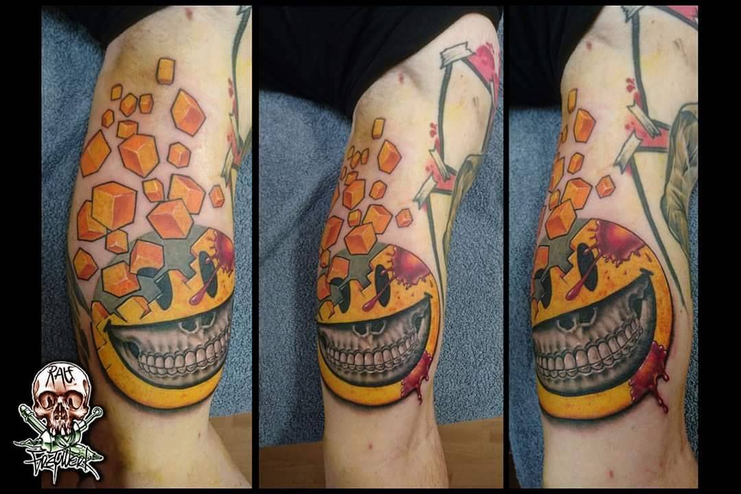 Ein bisschen Crazyness von Ralf #tattoo #tattoos #ink #smiley #watchmen #inked #