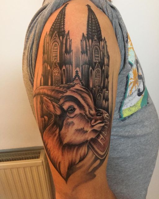 Hennes von Jana!

Done! Danke!!! #hennes #fcköln #domtattoo #dom #köln #cologne ...