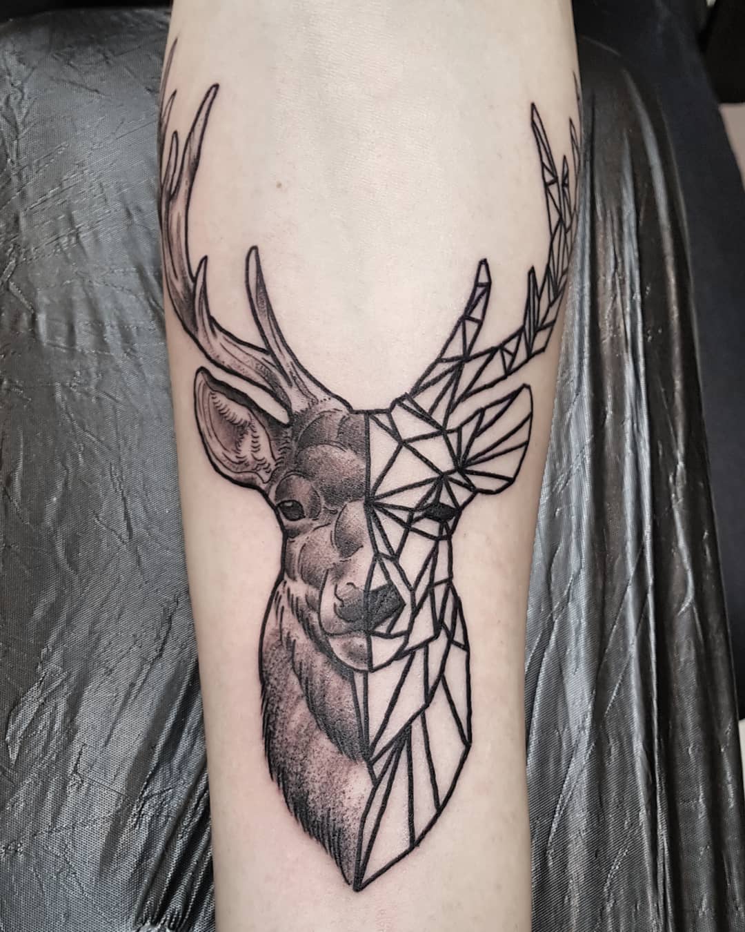 Geometry Deer Head on my man @luis.drux. Thanks Mate!
-
#tattoo #tattoos #inked