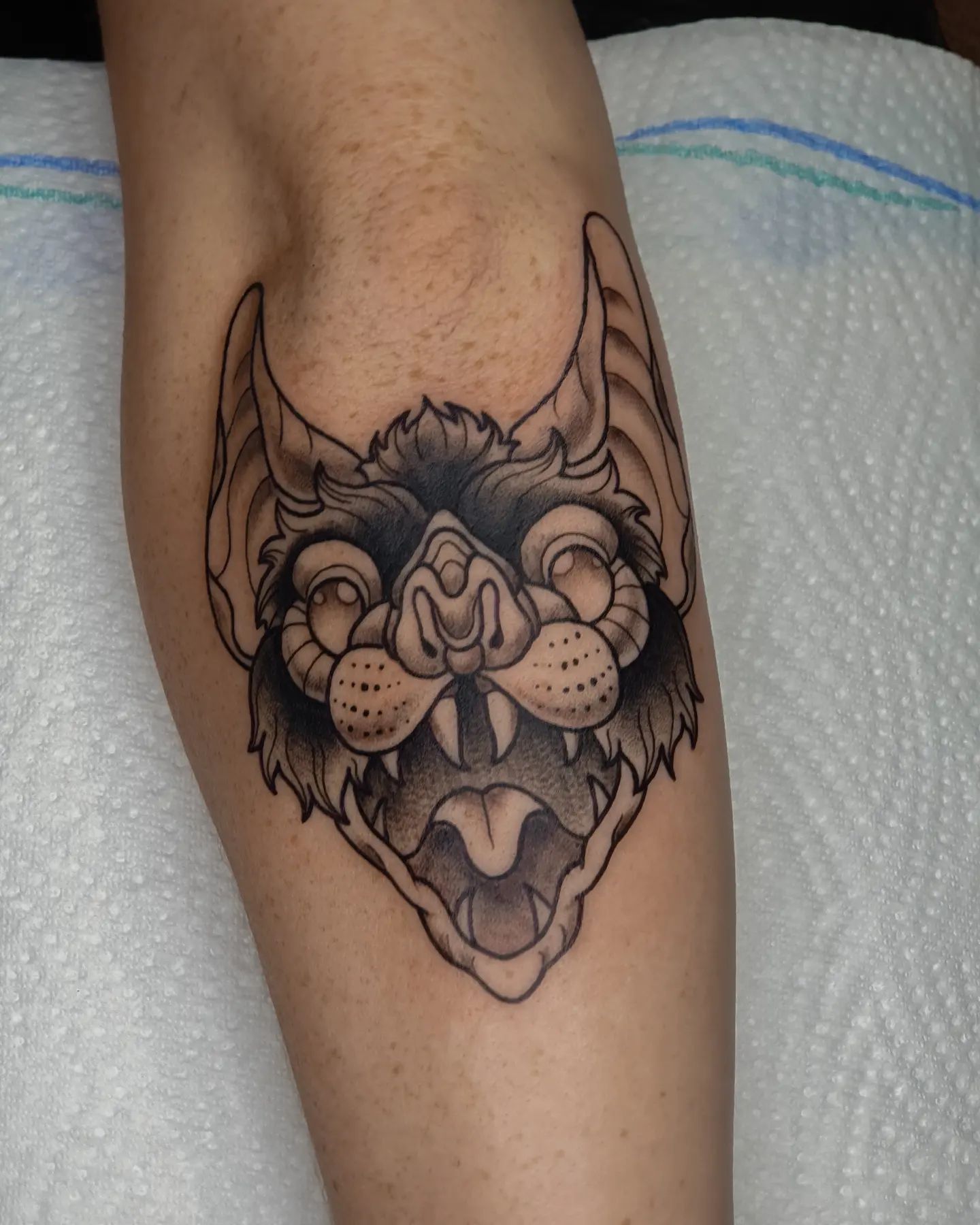 Batsy for @kathi_tree #tattoo #tattoos #blackwork #traditionaltattoo #bat #black