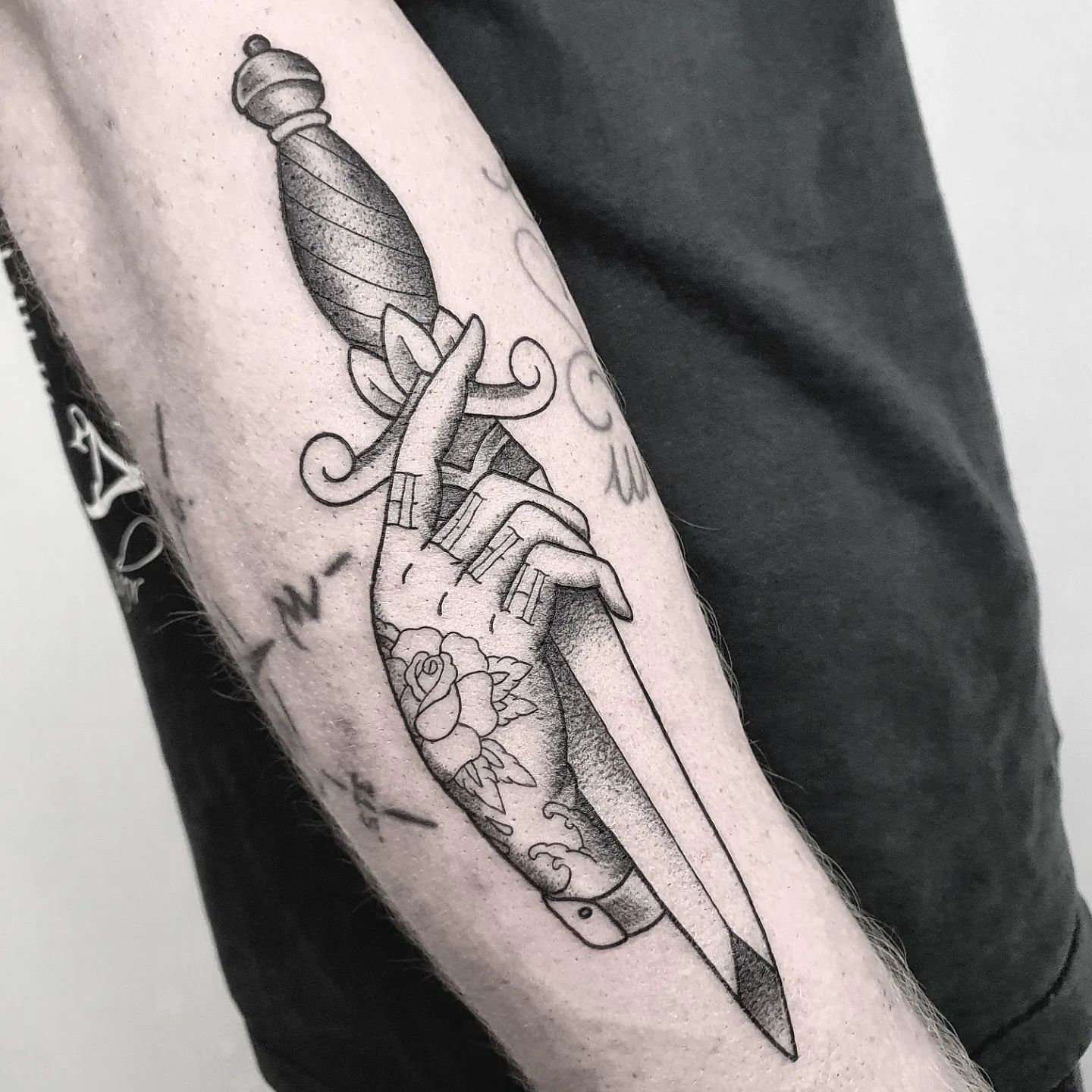 Homeboy @laglatzo was here! Love doing pieces like this 
.
#tattoos #tattoo #art