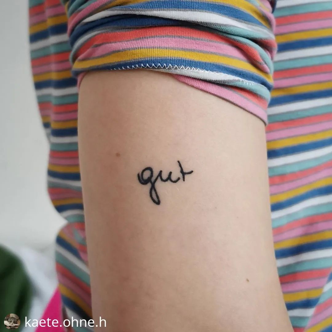 Gut von @kaete.ohne.h
• • • • • •
gut ….in Opas Handschrift  verheilt Vielen Dan