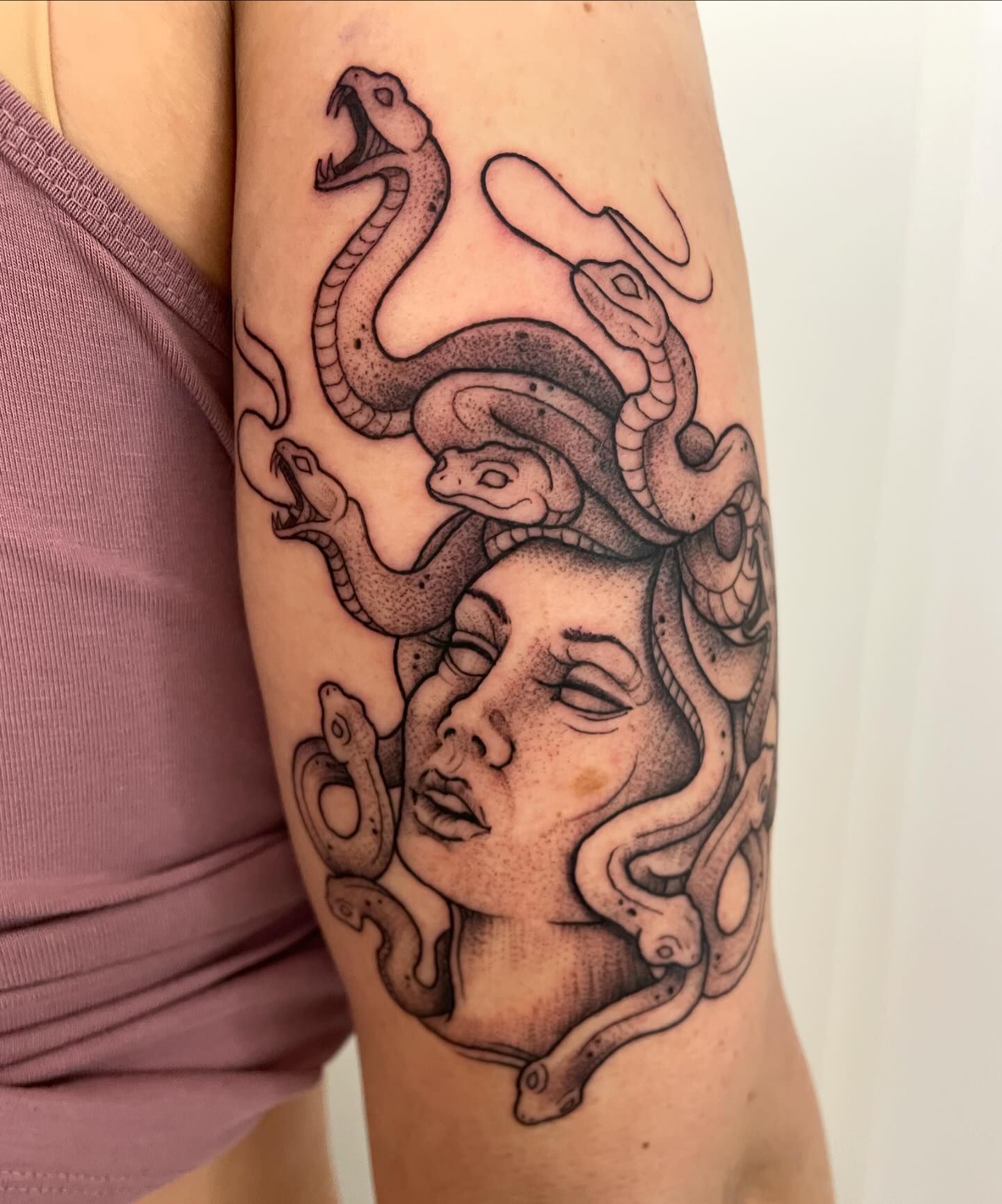 Medusa  
•
•
•
•
#inked #inkedgirls #ink #tattoos #tattoo #tatts #blackwork #bla