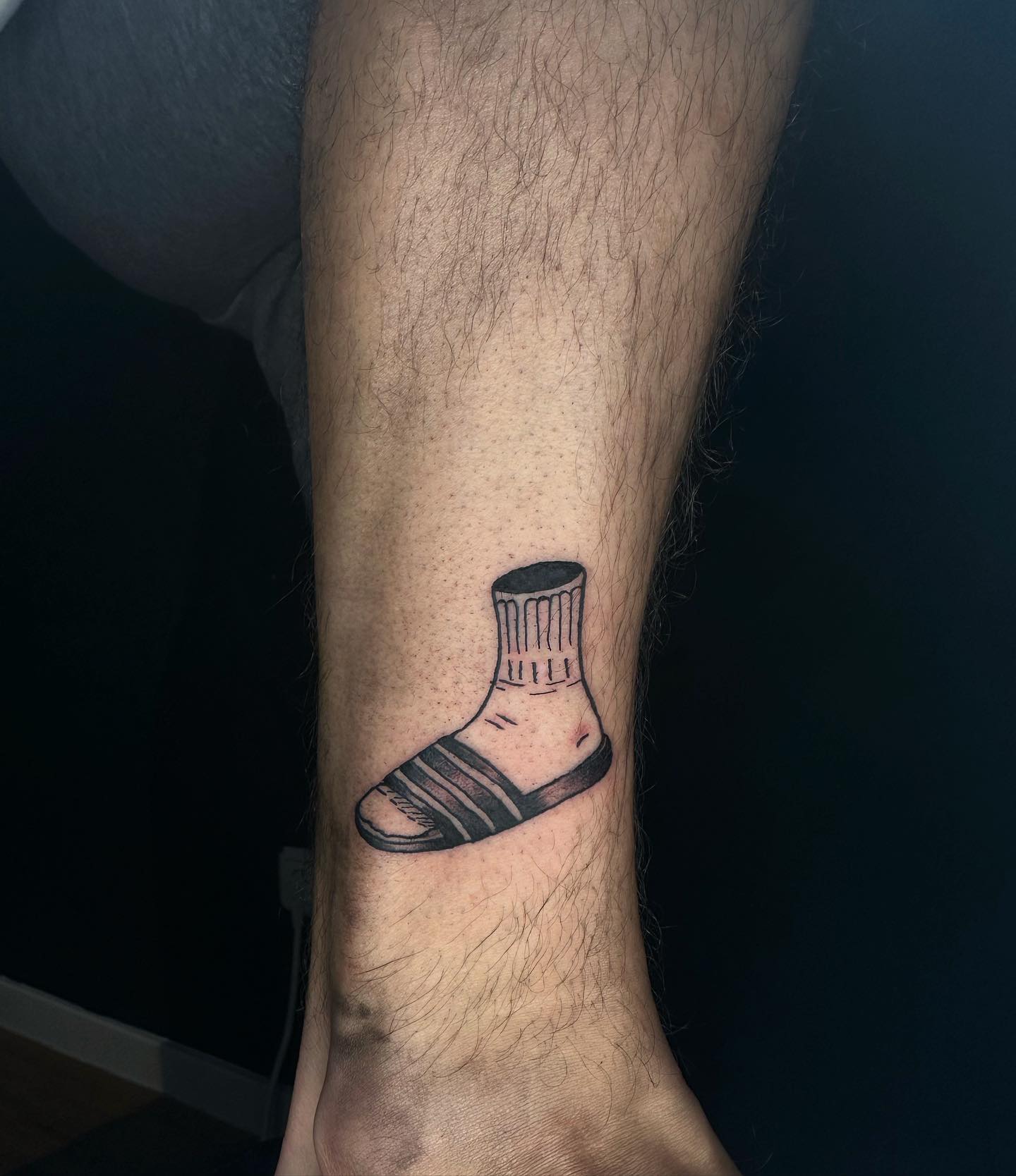 _adilette_
.
.
#tattoo #tattooideas #tattoos #tattoolove #adiletten #adilletetat
