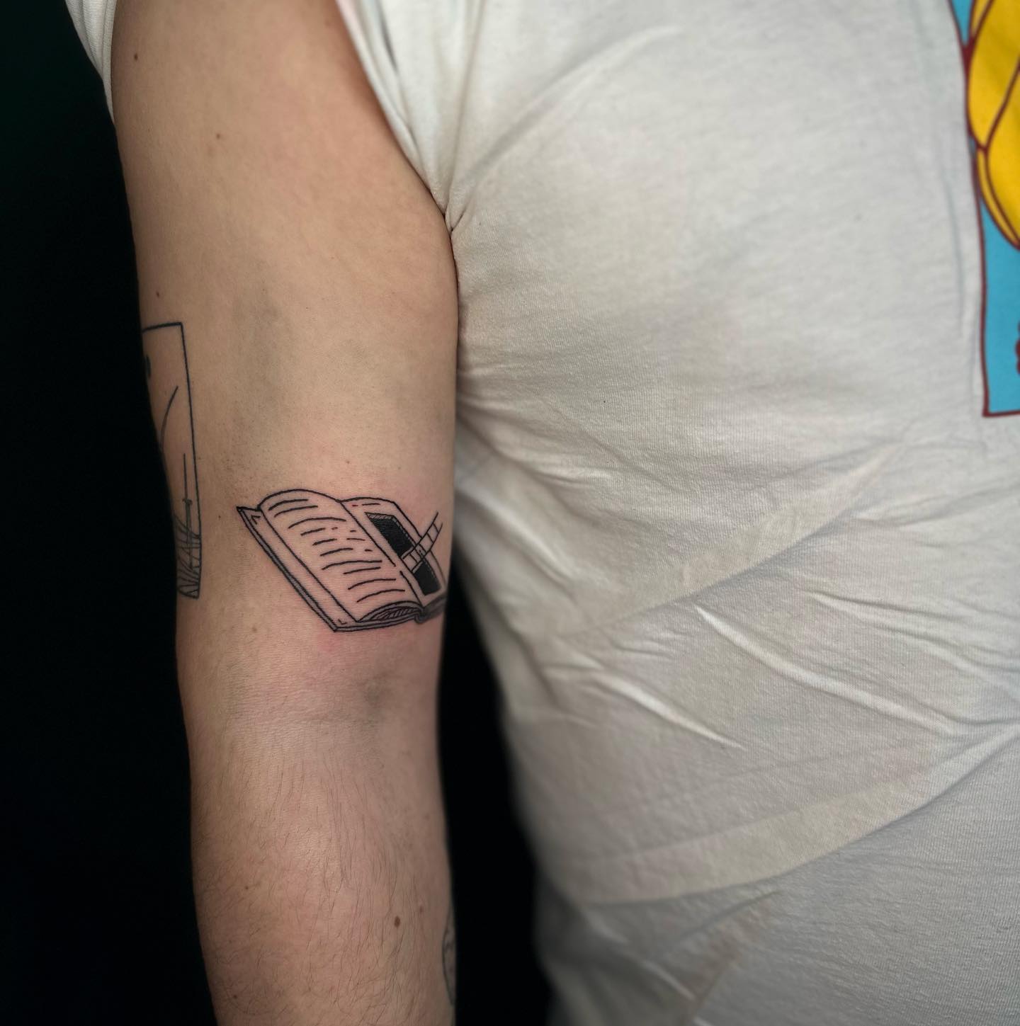 __
.
.
#tatuagem #tattoo #tattoos #booktattoo #dive #dreams #dreamstattoo #tatto