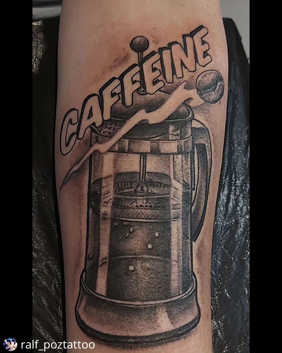 French Press von @ralf_poztattoo
• • • • • •
#freywerk# coffeinlover #blacktatto
