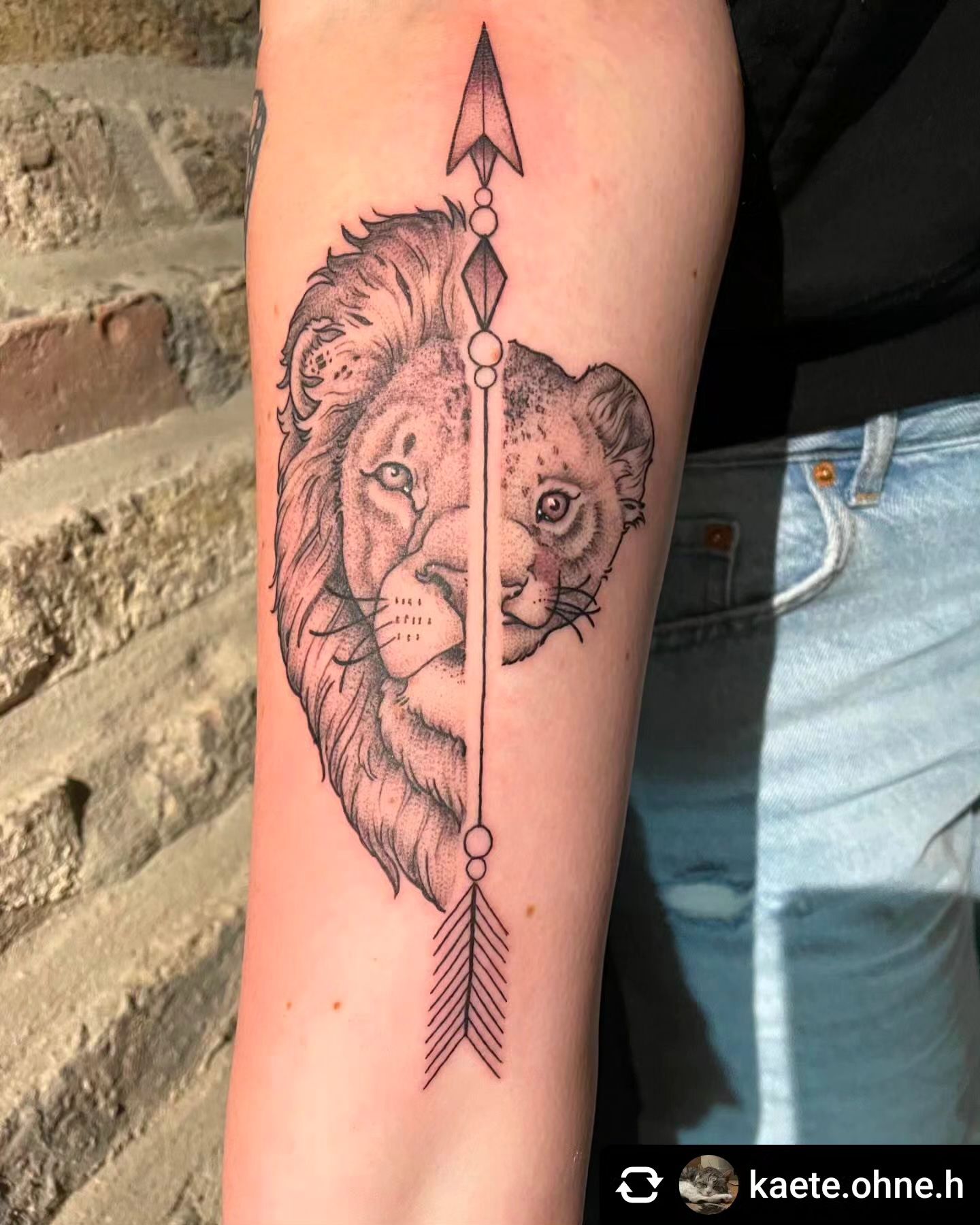 Löwen von @kaete.ohne.h

Löwenpapa mit Baby 
•
•
•
•
#inked #inkedgirls #ink #bl