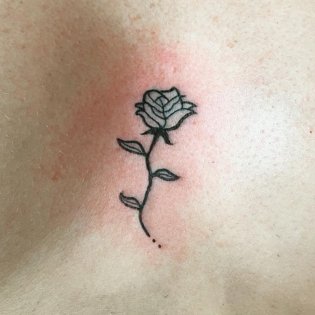 _rose tattoo_
#tattoo #flashtattoo #rosetattoo #rose #details #tattoodesigns #ta