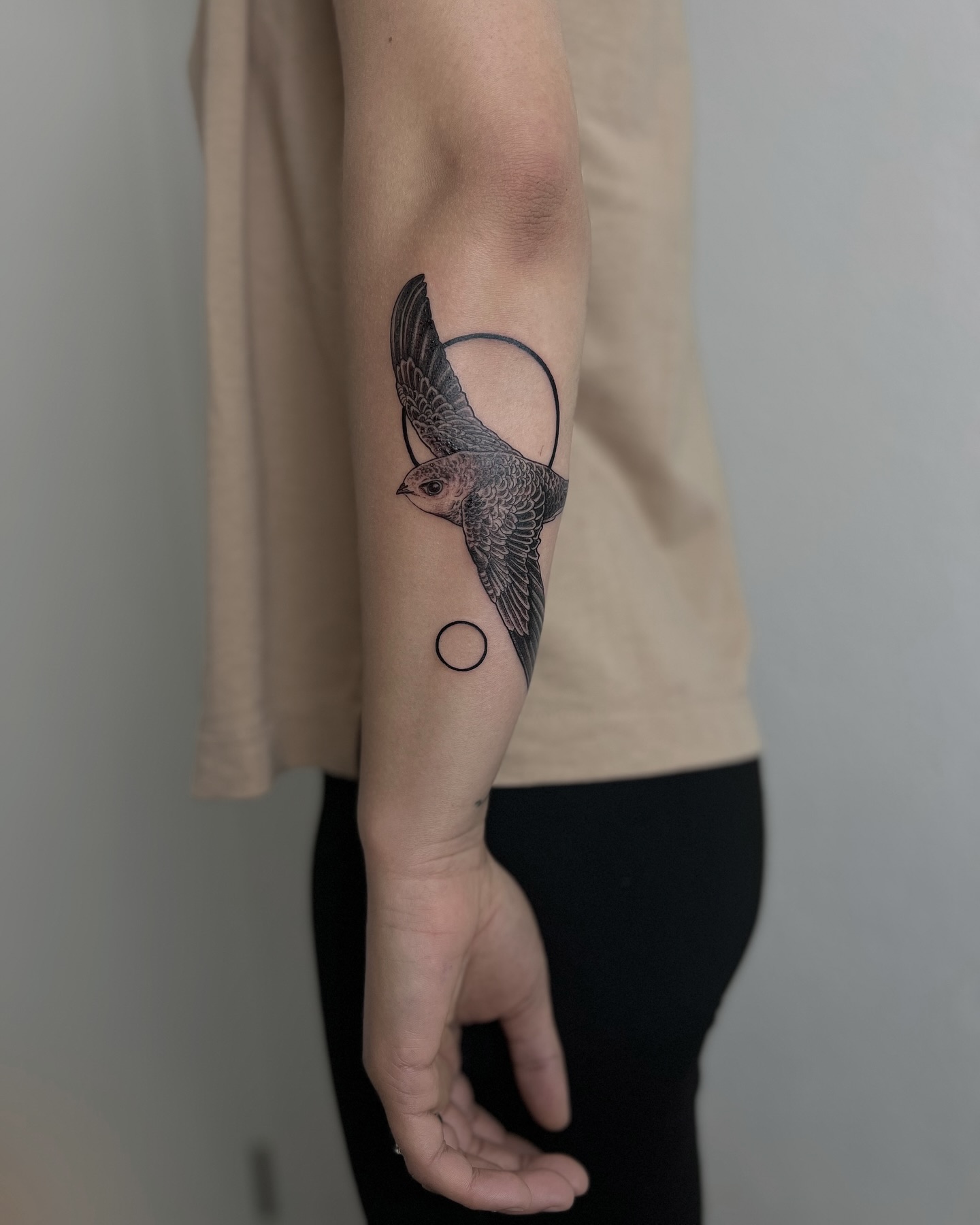 Danke 

#mauersegler #blackworktattoo #blackandgreytattoo #ladytattooer #birdsof