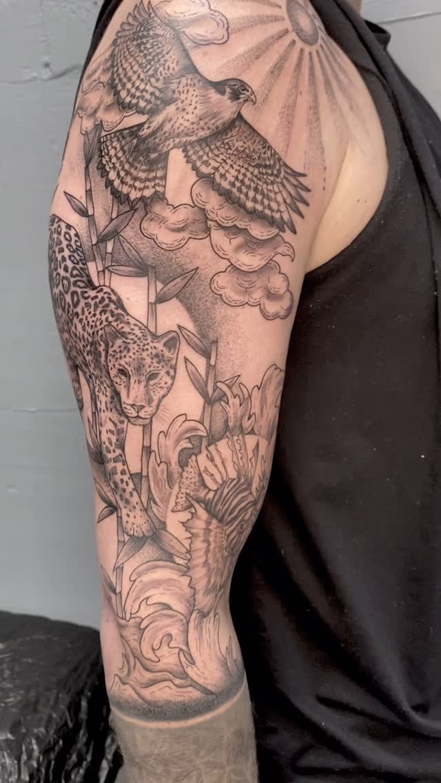 Funproject mit Marco :) danke!
Verheilt auf Gero :)
.
.
.
#tattoo #blacktattoo #