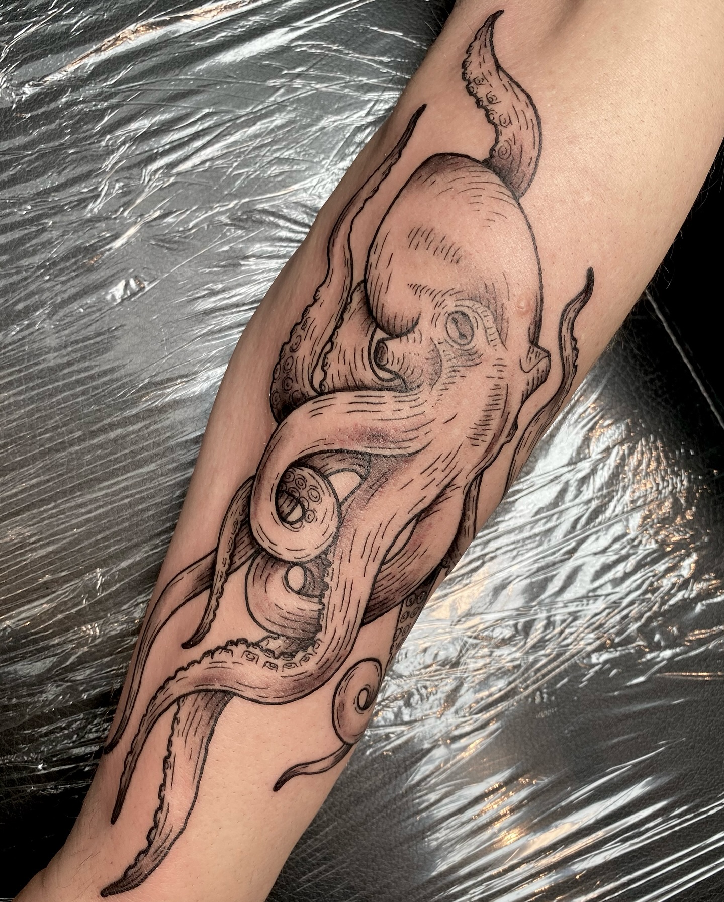 Danke Marcus! Schöner Vormittag :) 
.
.
.
#blacktattoo #darktattoo #colognetatto