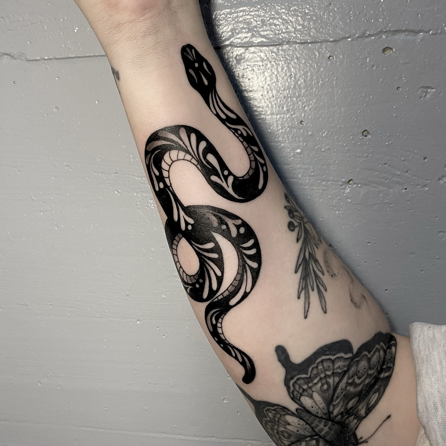 Danke Nadine 
.
.
.
#snaketattoo #blacktattoo #germantattoers #colognetattooarti