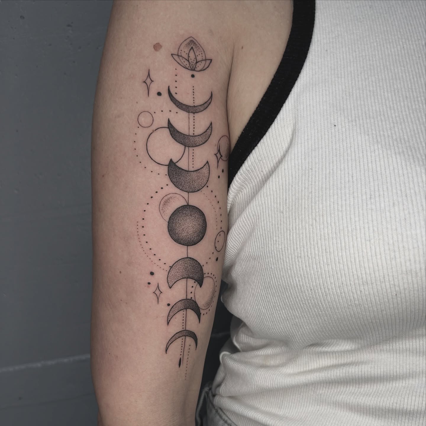 Danke Mira 
.
.
.
#tattoo #blackwork #tattooart #ink #blackworkers #tattooartist