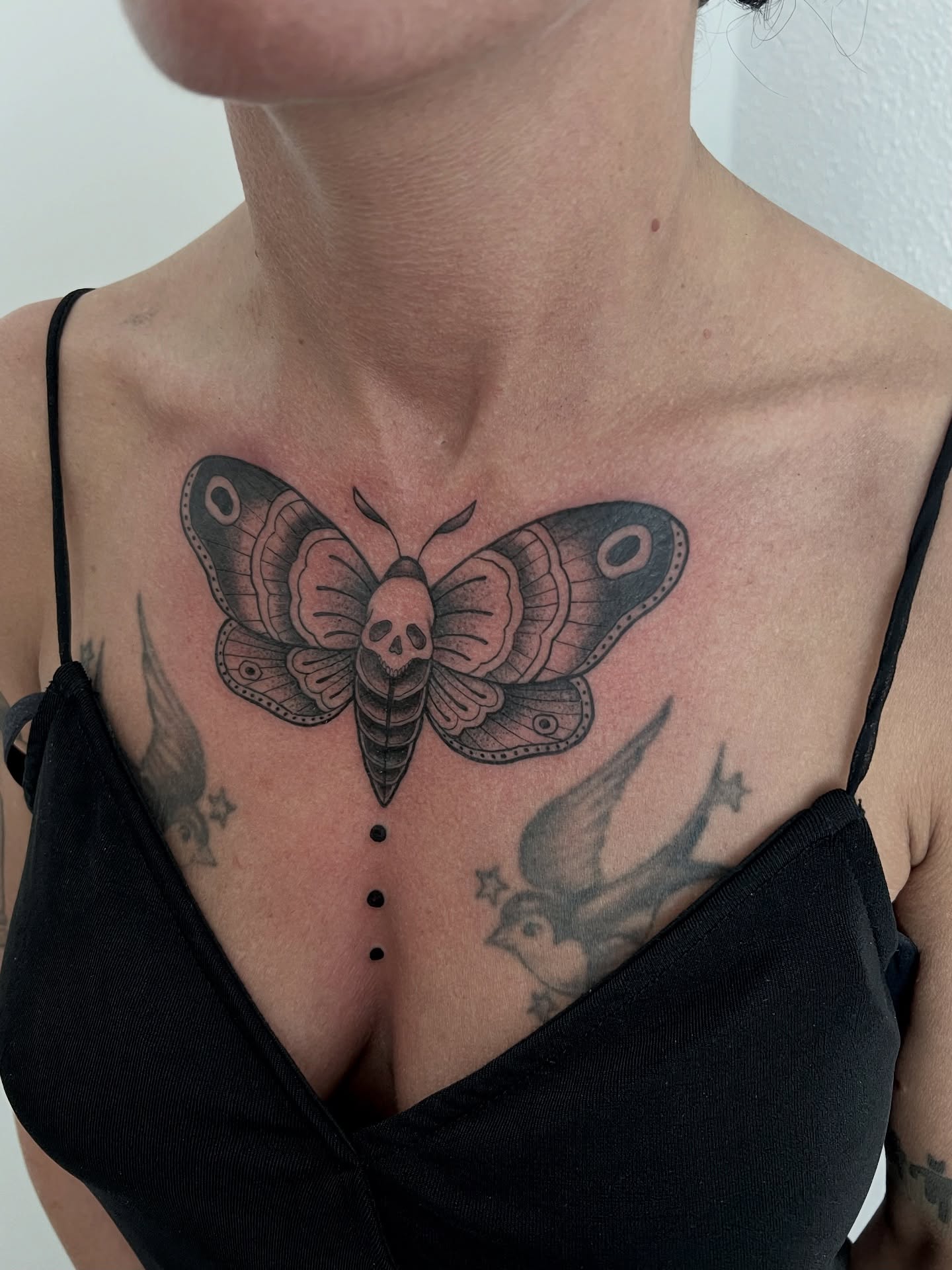 Danke 

#blackwork #oldschooltattoo #mothtattoo #cologne #köln #ladytattooers #g