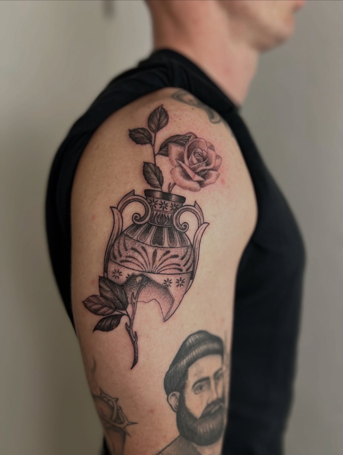 Danke

#blackwork #dotwork #darkartists #germantattooers #ladytattooers #köln #c