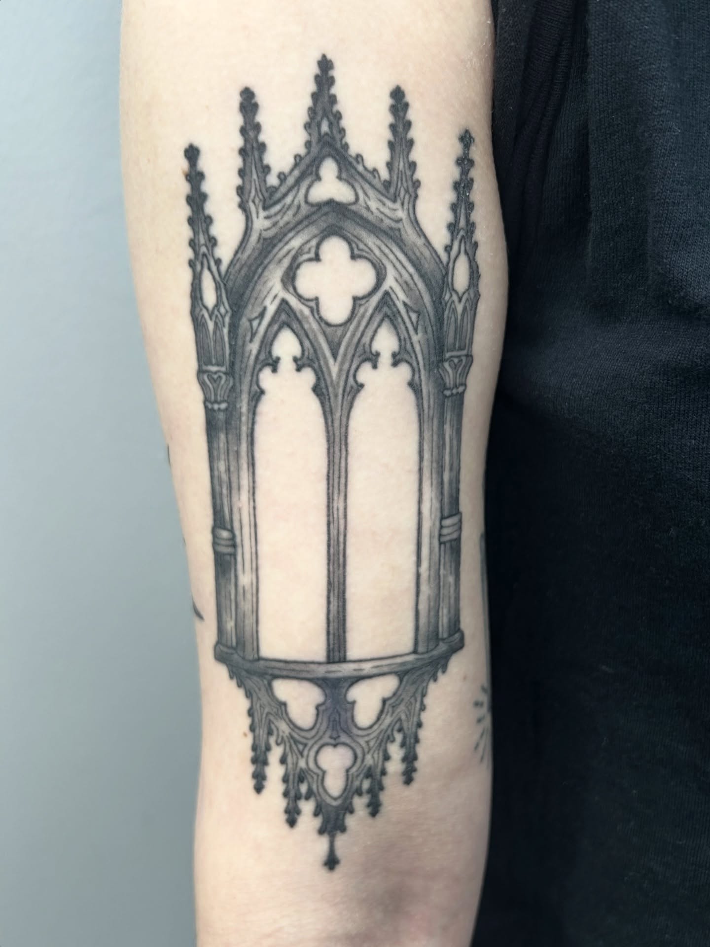 Verheilt 
.
.
.
#blacktattoo #colognetattooartist #germantattooers #tattoos